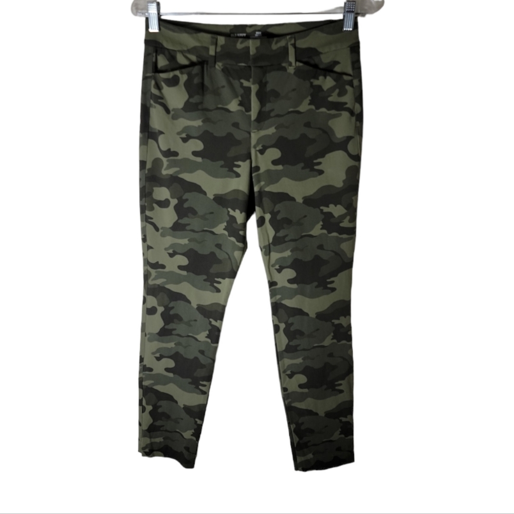 Old Navy high rise pixie green camo ankle pants size 4